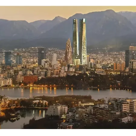 Grand Boulevard Apartmnt Апартаменты *