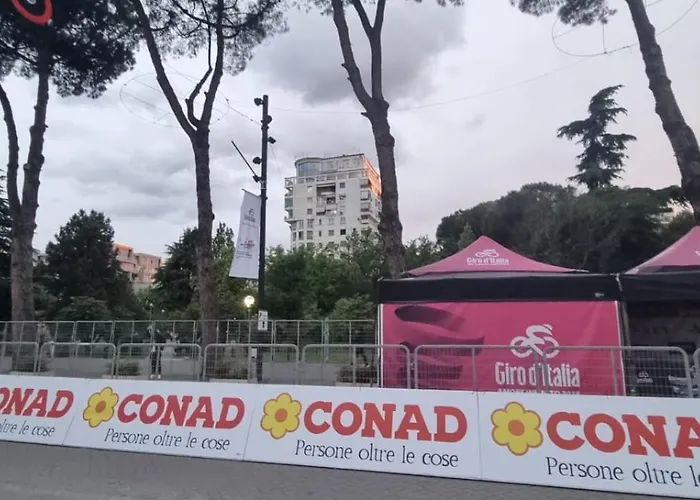 Grand Boulevard Apartmnt *