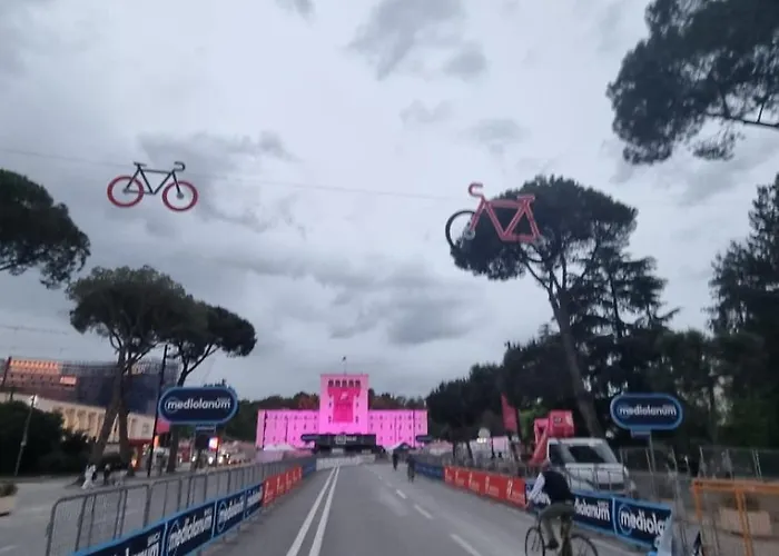 Grand Boulevard Apartmnt Апартаменты Тирана