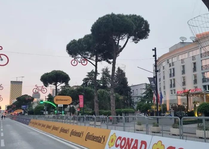 Grand Boulevard Apartmnt Апартаменты *