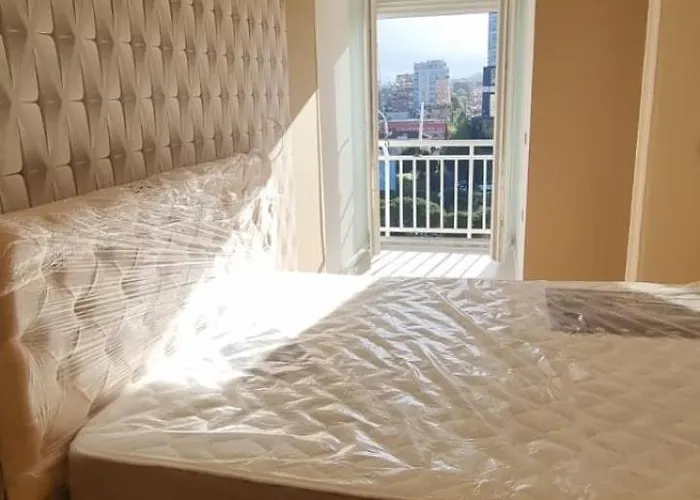 Grand Boulevard Apartmnt Апартаменты Тирана