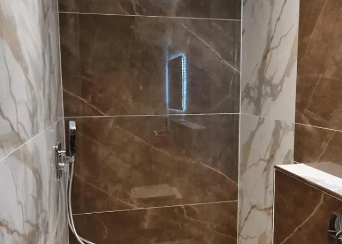 Grand Boulevard Apartmnt Тирана