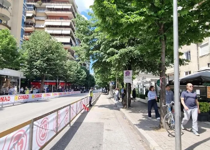 Grand Boulevard Apartmnt