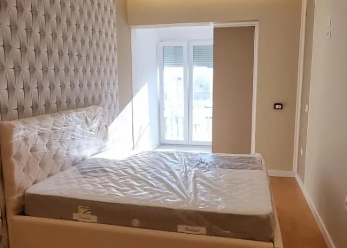 Grand Boulevard Apartmnt *