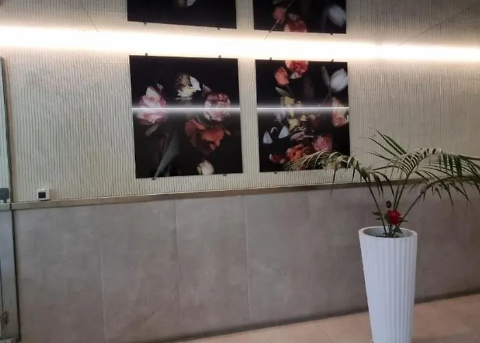 Grand Boulevard Apartmnt