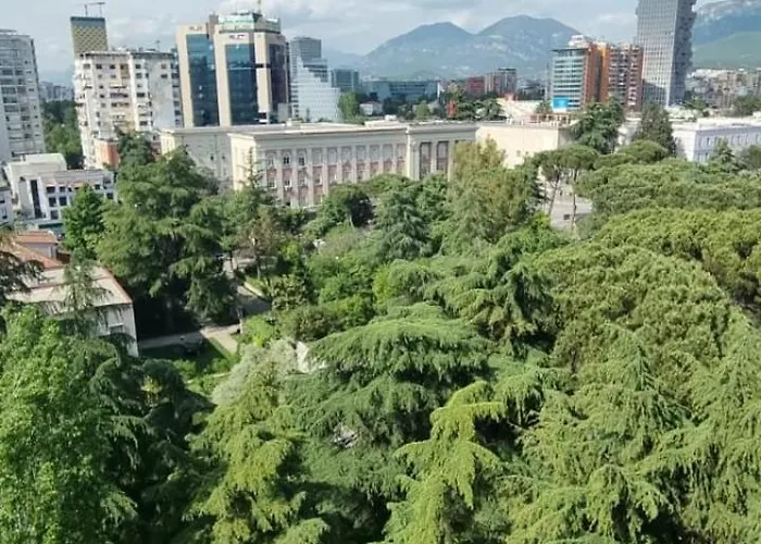 Grand Boulevard Apartmnt